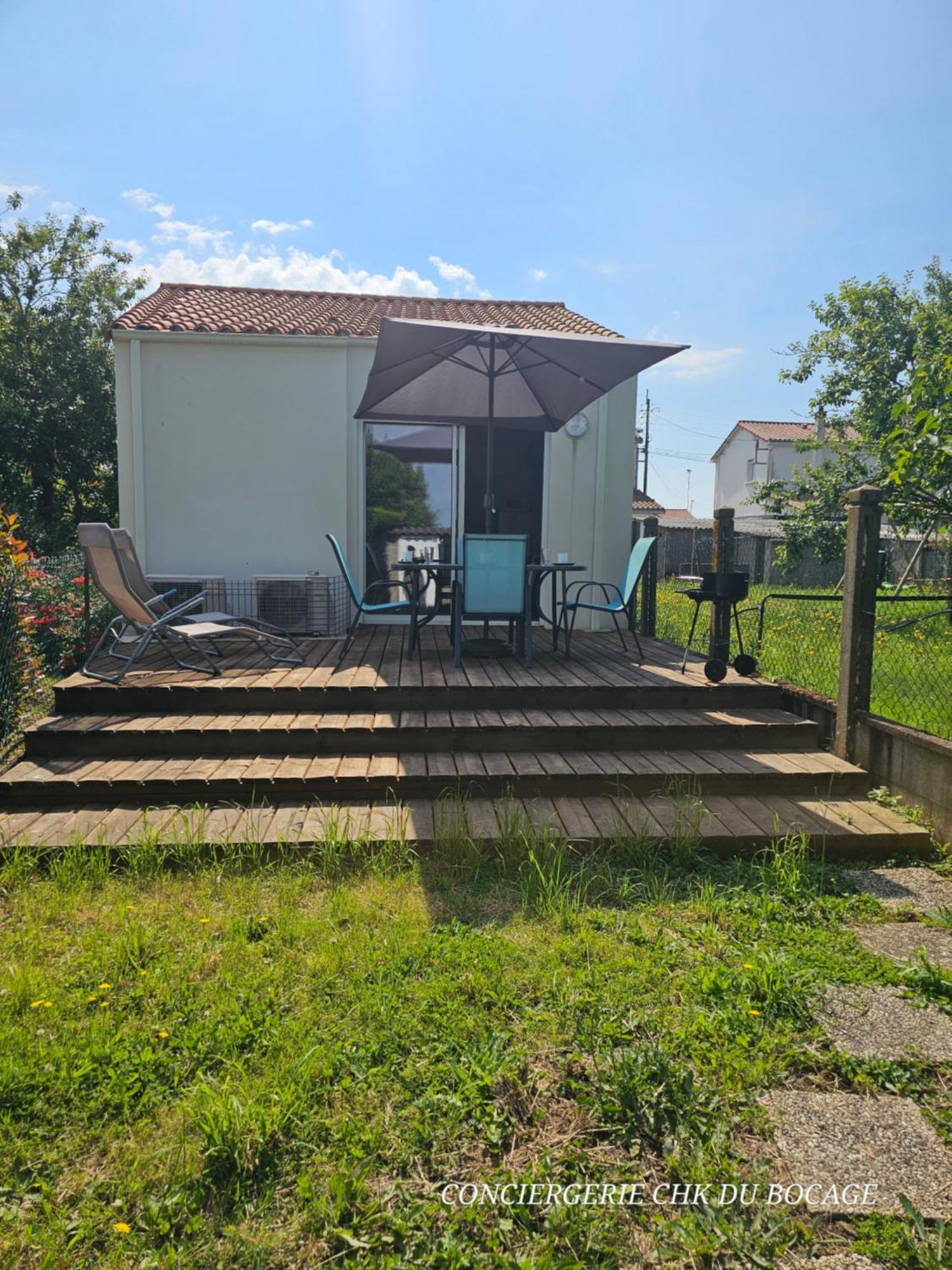 לז הרבייה Le Petit Ecureuil Charmant Gite Jardin Terrasse מראה חיצוני תמונה